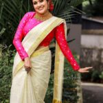 Alina Padikkal Instagram - Appo enganeya .!!! Happy onaaaam gooysz.! Stylist: @nithinju MUA : @roshnistvm Costume: @zoul_designz Jewellery: @kaya_online_ Photography : @sumesh_perfectmaker