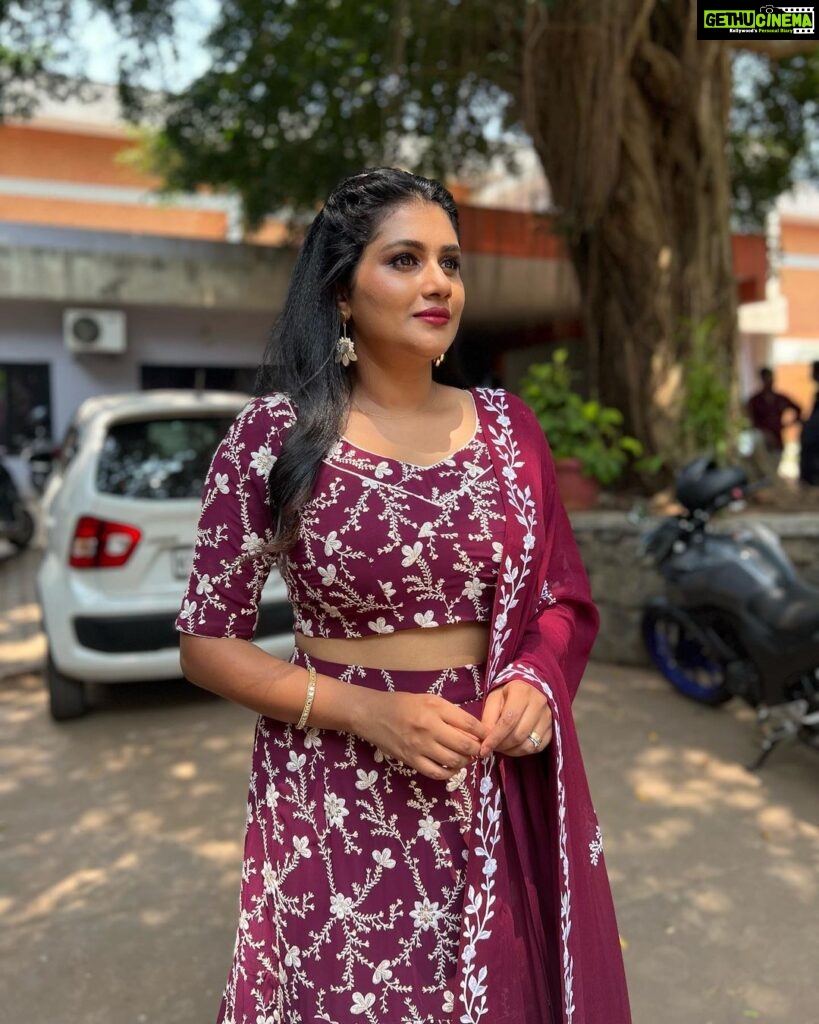 Alina Padikkal Instagram - 🍇 from @houseofemkay Styled by : @tharunya_vk MUA : @aleena.makeupartist @triple_a_hair_styling_ Accessories : @accessorize_with_ruhnaal
