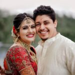 Alina Padikkal Instagram - #alinarohitsaga with @motionpictures_weddings @motion_pictureswedding_planner Saree : @aaryanairdesigns Blouse : @thanuzbridalboutique MUA : @aleena.makeupartist Hair : @sudhiar.hairandmakeup Draping: @drisya.sasidharan.161 Stylist: @nithinju Nettichutti special mention @roshnistvm ♥️