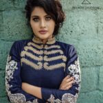 Alina Padikkal Instagram - “She is clothed with strength and dignity” Done by a my very own @revathyjayanbabu ♥️ MUA : @roshnistvm ♥️ 📸 @nithinparameswarpl @kalyanaramensweddings