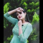 Alina Padikkal Instagram - Eid Mubarak 🌙 Costume: @zidratvm Stylist. : @ayi_bsh Jewellery: @mayilpeeli_jewels Captured: @bharathbabu1992 . More updates: @alinapadikkal_army_official @alina_padikkal__official__army