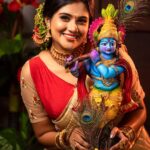 Alina Padikkal Instagram - എല്ലാകൂട്ടുകാർക്കും നന്മ നിറഞ്ഞ ഒരു വിഷു ആശംസിക്കുന്നു ഒപ്പം സമ്പൽസമൃതിയാർന്ന ഒരു വർഷമാകട്ടെ ഇതെന്ന് പ്രാർത്ഥിക്കുന്നു. Happy VISHU ❤️ Costume : @namah_by_nikhilandrews MUA : @roshnistvm Jewellery: @kaya_online_ Camera : @perfect_makers @sumesh_perfectmaker Stylist : @nithinju @sksreez
