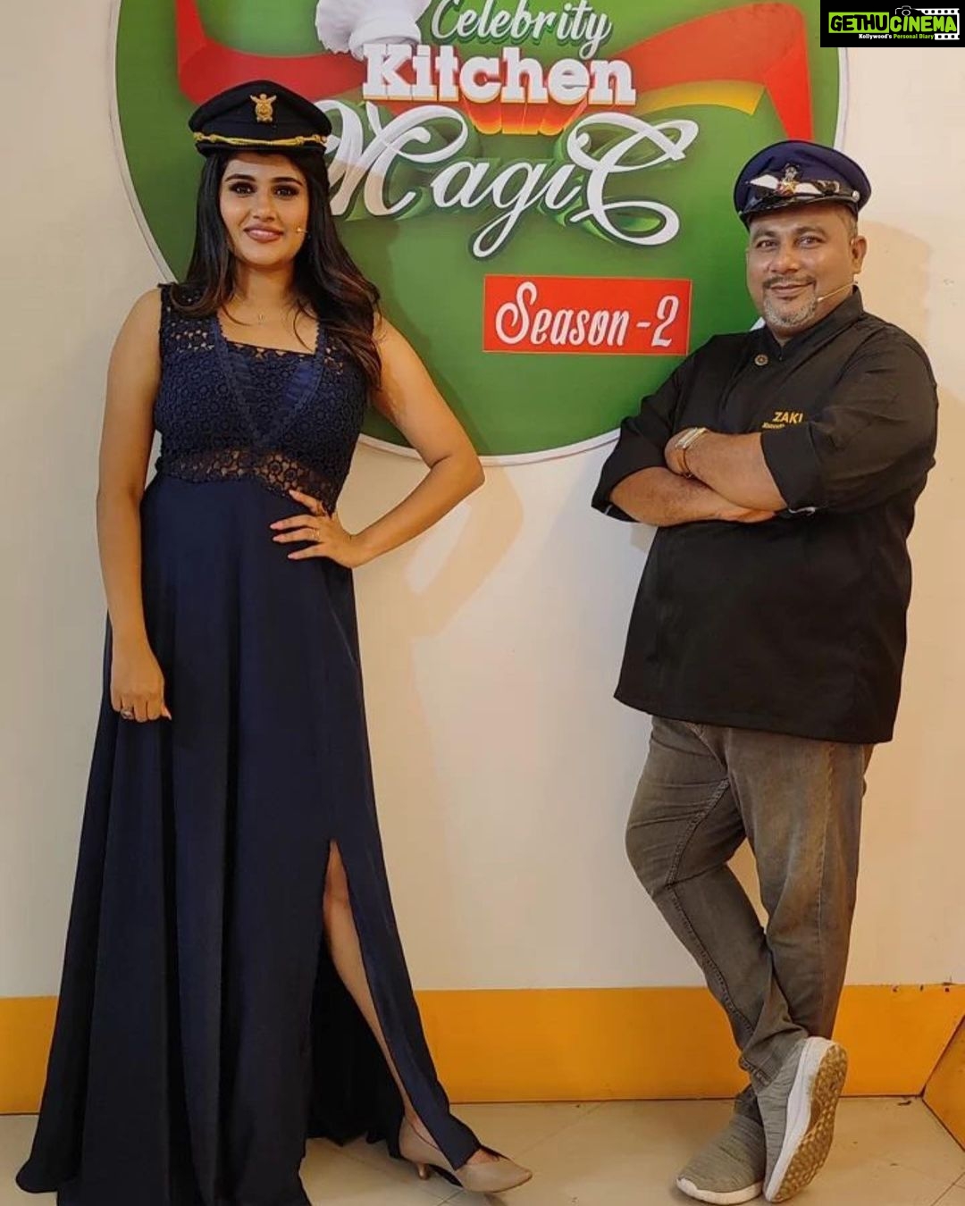 Alina Padikkal Instagram - @orchiddesignsbyansu cocktail wear🥰 loved this simple look😍 . @richard_antony_ @ambu_ramesh @aleena.makeupartist @sara_sabitha @brahma_hairandmakeup @nithinju @sksreez