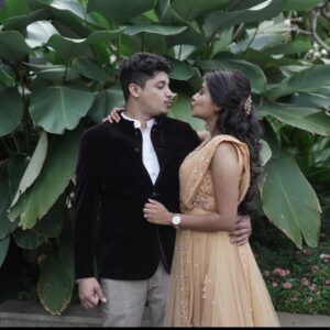 Alina Padikkal Instagram - 20.01.2021 vs 01.01.2022
@rohit_pradeep_  I love you❤️ 
Reel vs Real 💖
