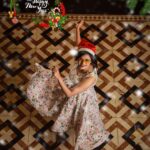 Alina Padikkal Instagram – Merry Christmas 🎄❤️
Stay happy n safe dear family.
Costume : @celebrate_with_latha_surej
MUA : @aneeshcbabu
Pic : @sumesh_perfectmaker @perfect_makers Lake Palace Hotel Kadinamkulam Trivandrum