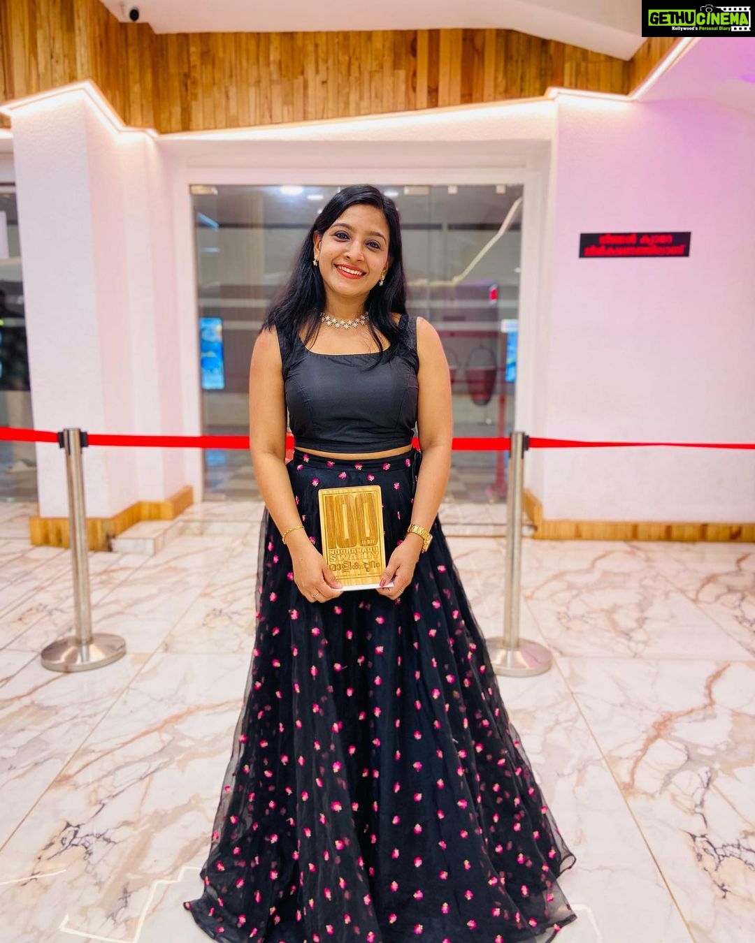 Alphy Panjikaran Instagram - 100 Days celebration ❤️Malikapuram ❤️ @malikappurammovie @rahulphotoshoot 📸 #picoftheday #happiness #100days #celebration #malikapuram #malikapurammovie #success #function #happy #peace #black #color #instagood #instagram #explore #explorepage #nooranad #theater #reels Nooranad