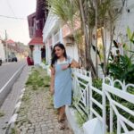 Alphy Panjikaran Instagram - Weekend special 🥳🥳 Thalassophile 🌊🐬 #happiness #picoftheday #kochi #fortkochi #binnale #visit #beach #dayout #roaming #peace #withfriends #travel #travelphotography #instagram #instagood #explore #explorepage #peaceofmind #reels #weekend #special Fort Kochi
