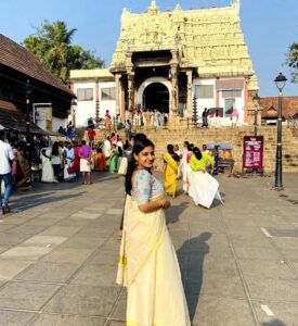 Alphy Panjikaran Instagram - Attukal pongala special 🧡❤️

@surabhi.vaishu 📸
#attukalpongala #pathmanabhaswamitemple #trivandrum #pongala #special #tuesday #newbeginning #somethingspecial #happiness #peace #saree #setmundu #kerala #attukal #instagood #instagram #goodvibes #explore #explorepage #reels #instalike