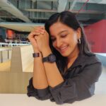Alphy Panjikaran Instagram – Be happy🦋
Be bright🌼
Be you🕊
@an._____u 📸

#happiness #wednesday #weekday #movie #time #enjoy #withfriends #picoftheday #black #love #peace #life #kochi #kochidiaries central square mall, M. G. Road