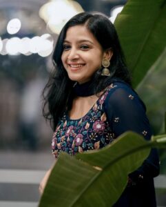 Alphy Panjikaran Instagram - Just smile 😊
Costume: @pastelsandmore__ 
PC: @akhilskiran 

#photooftheday #still #happy #smile #peace #malikappurammovie #function #instagram #instagood #instadaily #instadaily #kochi #happiness #explore #explorepage #blue #photoshoot #reels #trendingreels #love
