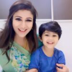 Alya Manasa Instagram - Happy women’s day to all ladies This reel I love it 😻 My happy cutie #aila is trying to sink with the music 😂😂😂