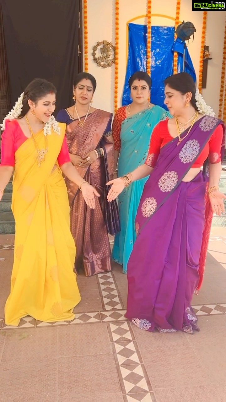 Alya Manasa Instagram - When we defeat the villis in #iniya we dance like this 😂😂😂😂😂😂😂😂😂😂😂😂