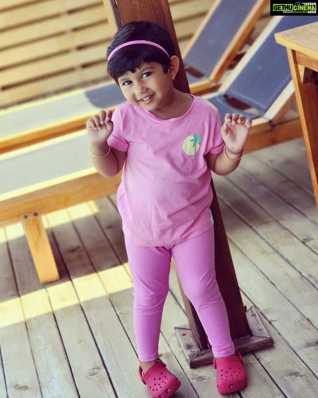 Alya Manasa Instagram - Indian super model Aila pattu e😘😘😘 @touronholidays @fushifaru @sanjeev_karthick