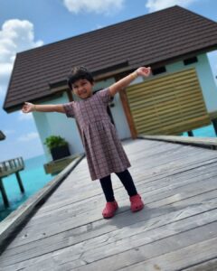 Alya Manasa Instagram - My pattu enjoying her Holiday 
Thank you @touronholidays 
@fushifaru