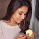 Alya Manasa Instagram - Want to keep skin hydrated without making dry in this winter season... Then undoubtedly just try this Saffron cream, cocobutter lipbalm and Skin brightening face pack from my favorite skincare brand @aara_organics Winter special products Check out @aara_organics aaraorganics.com