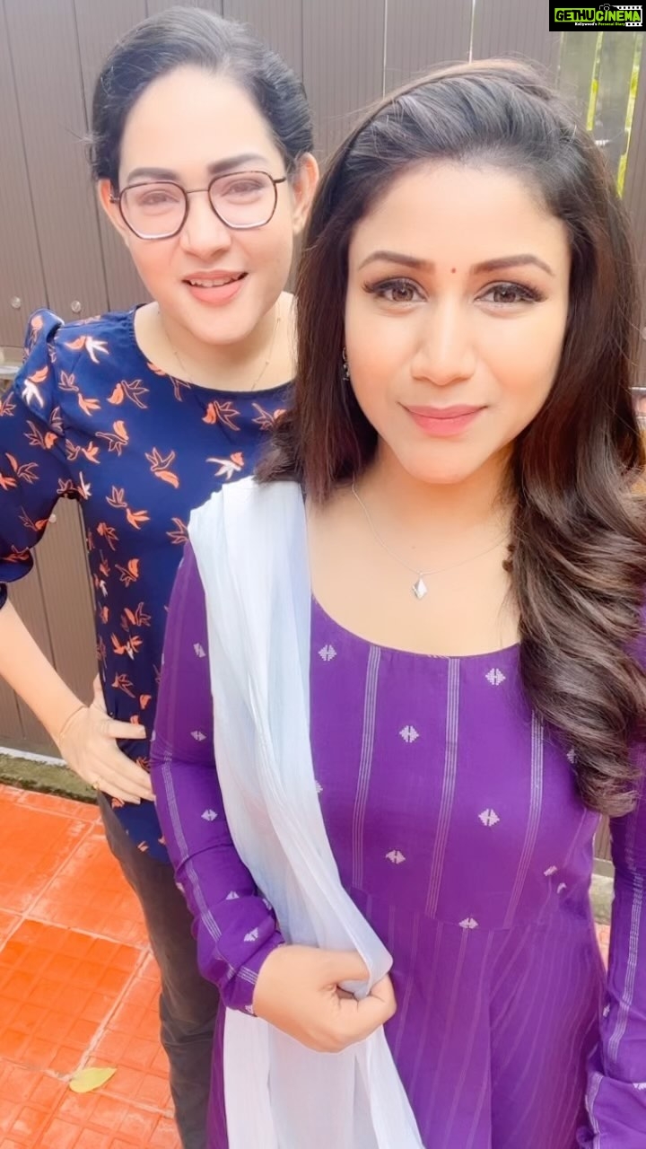 Alya Manasa Instagram - Shooting spot fun 🤩 with my co artist @im_lailaaofficial Chennai International Airport