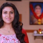 Alya Manasa Instagram - இனியா குடும்பம் ரொம்ப இனிமையான குடும்பம்!❤️ "இனியா" - புத்தம் புதிய மெகாத் தொடர், வரும் திங்கள் முதல் இரவு 9 மணிக்கு உங்கள் சன் டிவியில்.. #SunTV #Iniya #IniyaOnSunTV @alya_manasa