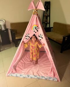 Alya Manasa Instagram - My daughter’s recent addict towards @minibooindia #tents & #beambags in her fav Color #pink 🌸💕💕🌸🌸🌸thank u @minibooindia MiniBoo was created with the intention to bring products inspired by the needs of children which make discovering the world more enjoyable. All products are created with the children in mind to ensure their comfort and security. We love to personalize our products for your lil one. We are happy to help you with almost all products personalization for your kids nursery. Come, discover and indulge your kids with our exclusive collections made with love.

Here we present our best selling teepee tent and bean bag chair personlised for the my lil one's! 

Pls do follow and support @minibooindia