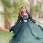 Alya Manasa Instagram – Grand event @ Puducherry @thechennaisilks  will meet u all there 
Thank u for the lovely dress @zaraglamzfit