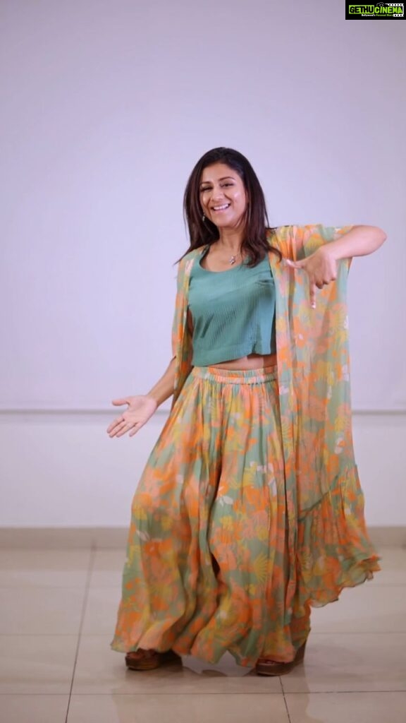 Alya Manasa Instagram - Ran, jumped, skipped and hopped to dance to the new refreshing tune by @anirudhofficial and @7upindia. Show me how you groove to the Super Duper Refresher anthem #AnirudhMusical #7UPSuperDuperRefresher #7UP #partnership