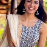 Amritha Aiyer Instagram - ❤️🎶 . 📸 - @camerasenthil Outfit - @labelswarupa M&H - @vijiknr Jewellery- @original_narayanapearls