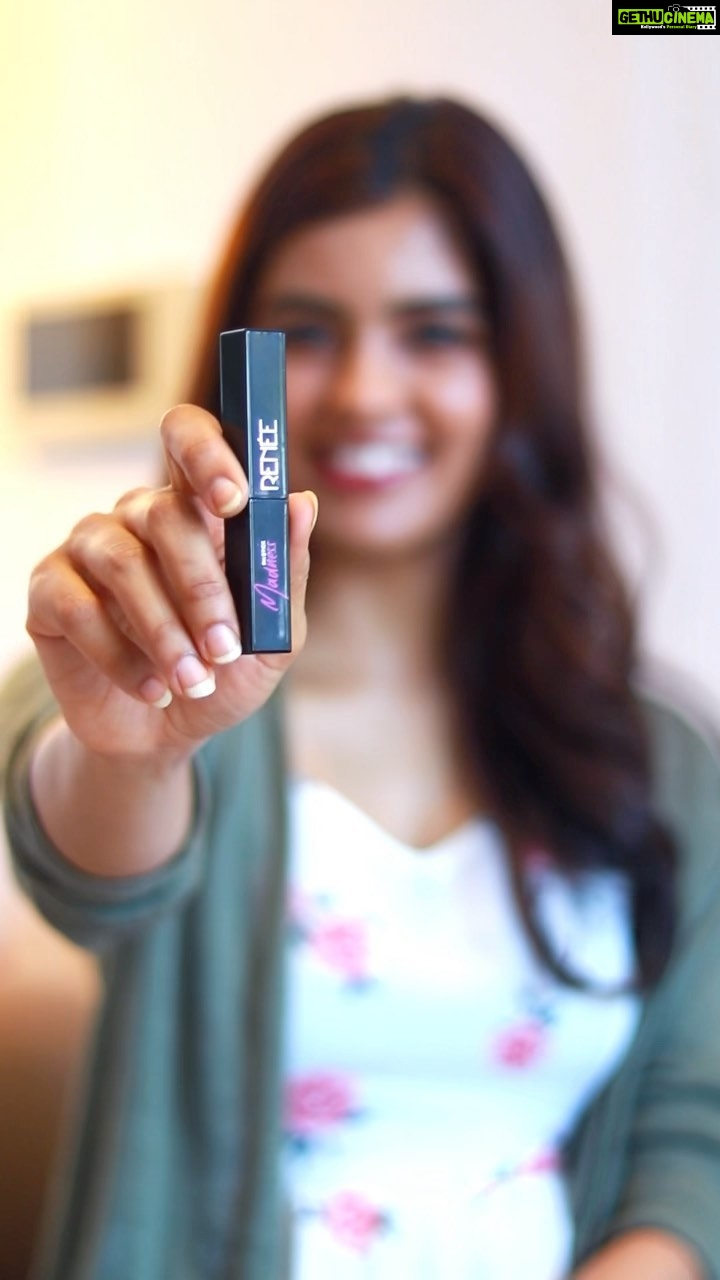 Amritha Aiyer Instagram - @reneeofficial Black is the new pink! Bring out the natural tone of your lips by using Madness pH lipstick by RENÉE. Use code AMRITHA10 to get 10% off on www.reneecosmetics.in Also available on Myntra, Nykaa, Amazon, Flipkart, and more #ReneeCosmetics #Madness #Black #Pink #Phstick #Lipstick #Beauty #BlackIsTheNewPink #Face #Makeup #ad