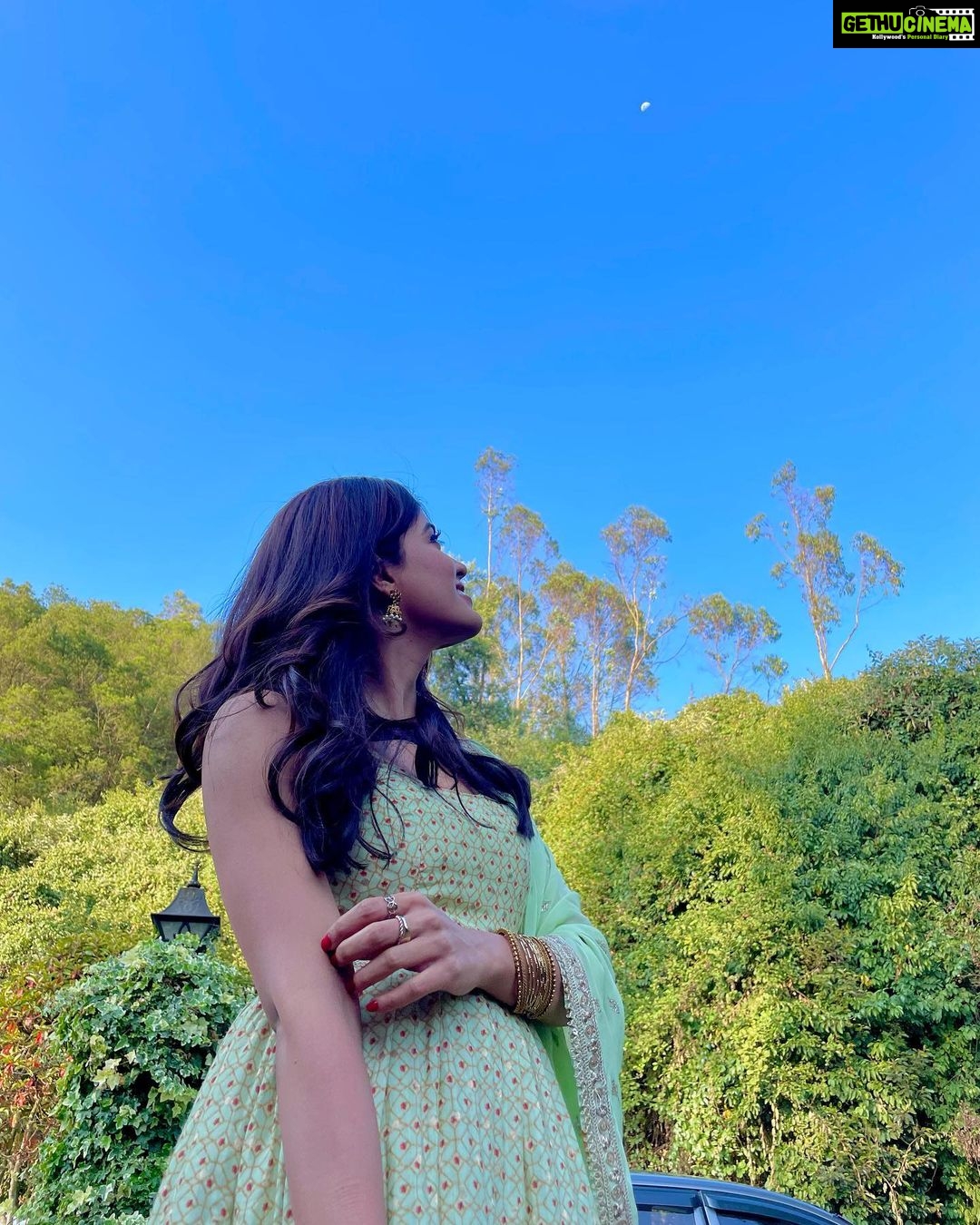 Amritha Aiyer Instagram - To the moon and back 🥰