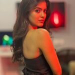 Amritha Aiyer Instagram - 🖤 . Styled - @lankasanthoshi Outfit - @naomibyneehabhumana