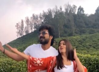 Amritha Aiyer Instagram - And the must #halamathihabibo challenge from us during shoot breaks . When both Thalapathy Verians work together 🤷🏻‍♀️ @actorjai #thalapathyvijay @anirudhofficial @nelsondilipkumar @sivakarthikeyan @hegdepooja @jagadish_palanisamy #arabickuthu #beast #thalapathy #thalapathyvijay #halamathihabibo