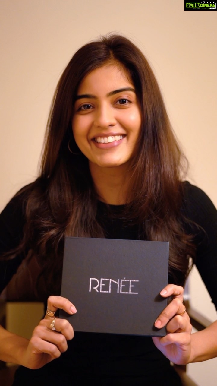 Amritha Aiyer Instagram - @reneeofficial Smudge-proof, waterproof, and transfer-proof, composed with vegan and cruelty-free ingredients. Stay With Me lip colours by RENÉE are all you need in your vanity. Let me know in the comments below which is your favourite shade? Use code AMRITHA10 to get 10% off Exclusively available on www.reneecosmetics.in Also available on Nykaa #ReneeCosmetics #StayWithMe #LiquidMatte #NonTransfer #SmudgeProof #WaterResistant #TransferProof #LipColourThatStaysWithYou #Face #Makeup #Reels #Trends #TrendingReels #ReelItFeelIt #Transitions #FeelItReelIt