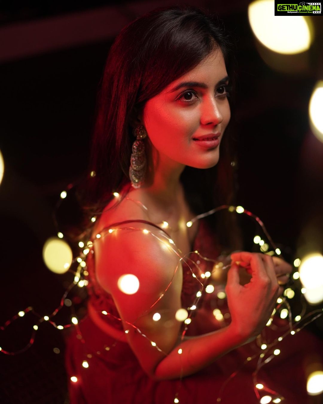 Amritha Aiyer Instagram - Merry Christmas 🎄❄️ . 📸 - @deepak_vijay_photography @labelswarupa