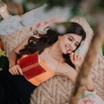 Amritha Aiyer Instagram - The right person will always make time and never will be too busy for you 💗 . 📸 - @deepak_vijay_photography Decor - @with_more_love
