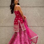 Amritha Aiyer Instagram - Loved this outfit @gopivaiddesigns 💗 . Styled by - @lankasanthoshi 📸 - @joshuamatthewstudio Jewellery- @pandoras_art_jewellery