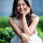 Amritha Aiyer Instagram - It is the truth that in our darkest times we are willing to go to the deepest. . Styled by - @raji.raaga09 Designed by- @varunchakkilam Make up and hair -@wingitbynamita