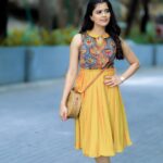 Amritha Aiyer Instagram - 😬 . Styled by - @raji.raaga09 Designed by-@bhargavikunam Make up and hair -@wingitbynamita