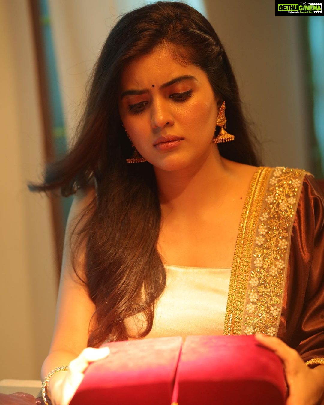Amritha Aiyer Instagram - When you think it’s all yours but they say - it was a joke 😭