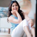 Amritha Aiyer Instagram - ❄️ . 📸 : @camerasenthil Wardrobe/stylist : @labelswarupa Make up : @luxefacebyanitha Hair : @makeupbyshyamala