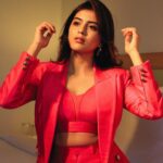 Amritha Aiyer Instagram - Pinch me Pink 💗 . Styled by - @by_sarana 📹 - @dop_saiyash Suit : @ranbirmukherjeeofficial Jewellery: @mspinkpantherjewel Makeup - @moovendhar_makeup