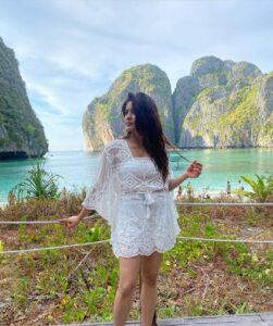 Amritha Aiyer Instagram - 🌊💫
