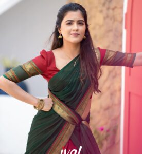 Amritha Aiyer Instagram - Yelarigu Ugadi Habbha dha Shubasheyagalu 🪷🪷 
Andiriki Ugadi Shubakanshalu 🌹🪷
.
Outfit - @ivalinmabia 
📸 - @p2click.in 
Makeup & Hair - @pavihairandmakeup