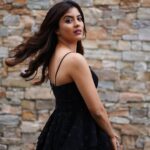 Amritha Aiyer Instagram - I cannot skip the colour black !! 🖤 . Styled by: @by_sarana Wearing: @ranbirmukherjeeofficial 📸 - @nikith_yoshua