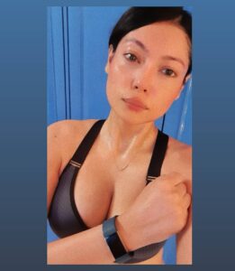 Anangsha Biswas Instagram - 🦉Body Under Construction...
And Mind On A Mission...🦉

My Body Has Really Stepped Up In This Pandemic... kept Me Alive And Kicking... Gratitude Is All I Feel.

🧡Don't Forget To Thank Your Body...

#bodypositivitymovement 
#loveyourself #anagshabiswas
#instalove