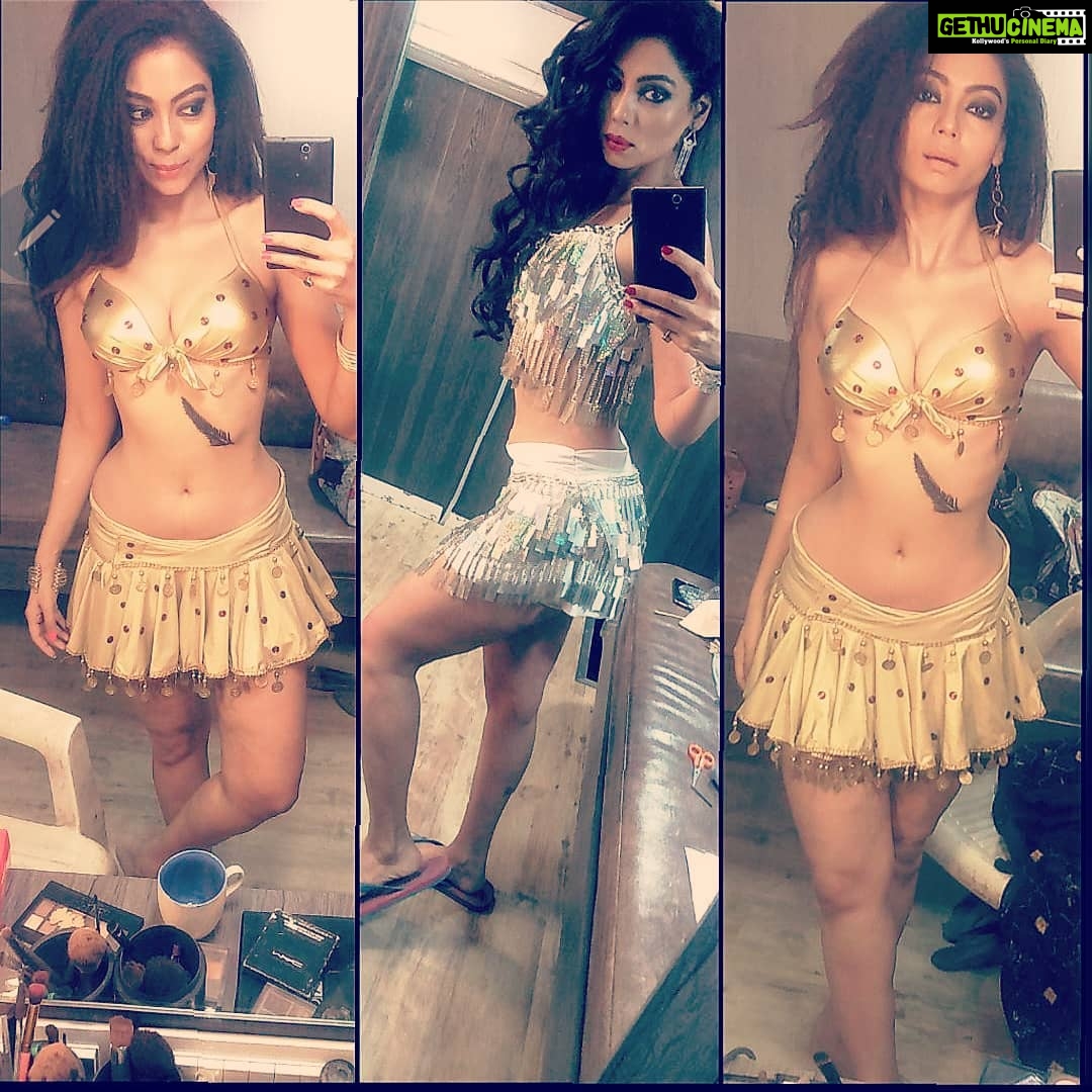 Anangsha Biswas - 12.7K Likes - 🦉🦋 If It Doesn't Evolve Me ,It Doesn't Involve Me...🦋 🦉
#aschariyachakit #lateeka
#netflixmovies
Throwback To Vanity Van Shenanigans.
#precovid #actorsworld #anangshabiswas