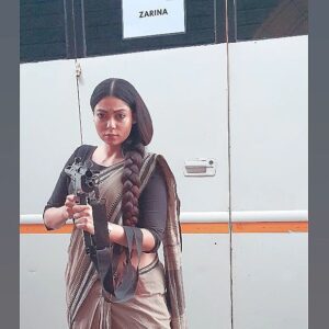 Anangsha Biswas Instagram - 💥 Zarina To All The 'Doggy Style' Trolls !!!💥
 Bhaiyo Aur Bhehno Abhinay Kiye Hai.
 Thodasa Deemag Lagaiye 🙏🤟

#mirzapur3 #anagshabiswas #trolls #standup 
#against #trolling #say #no #to #bullies