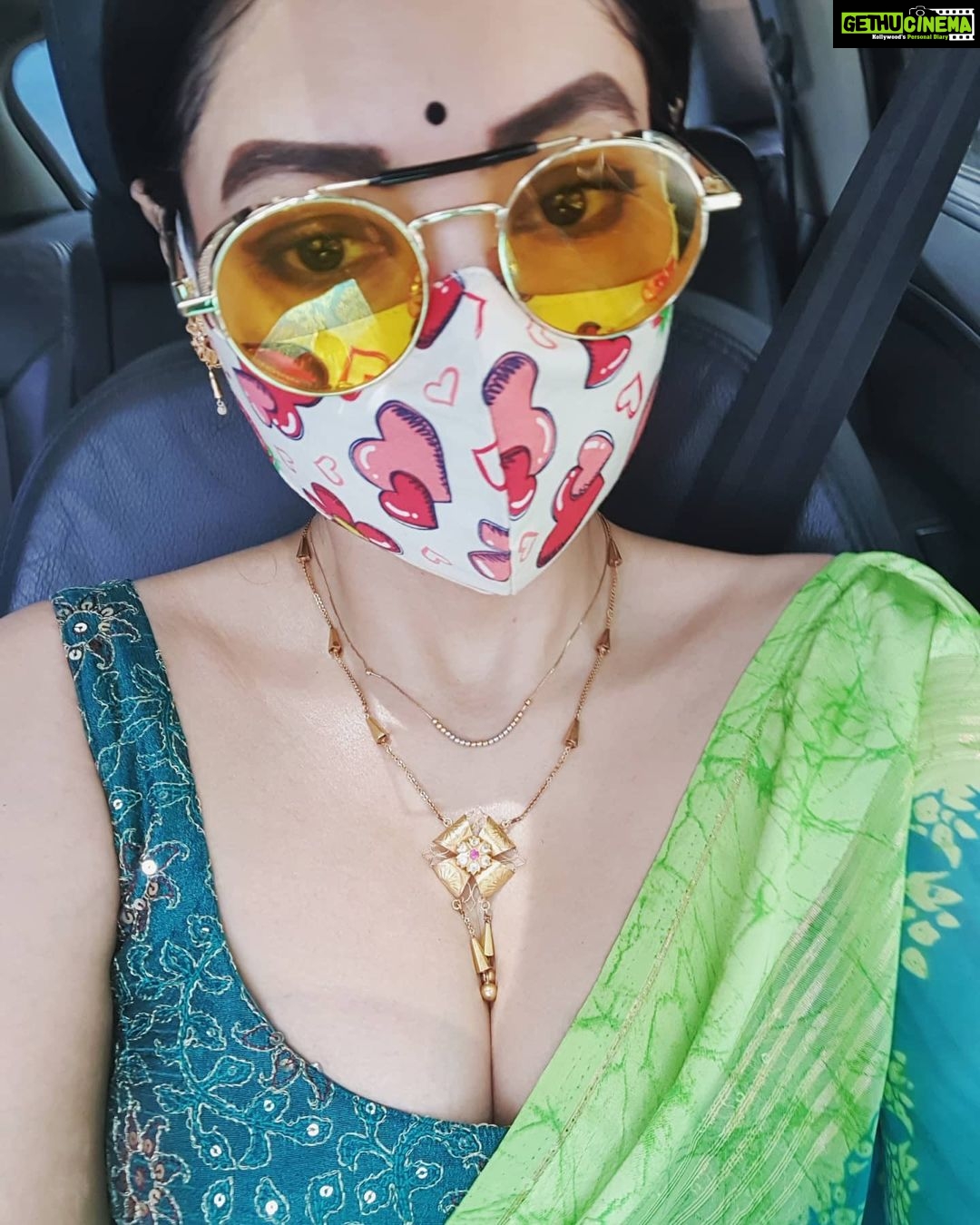 Anangsha Biswas - 24.7K Likes - 🦉AlivE...
#attitudeofgratitude
#anangshabiswas #actorlife
#saree #swag
#indiangirl