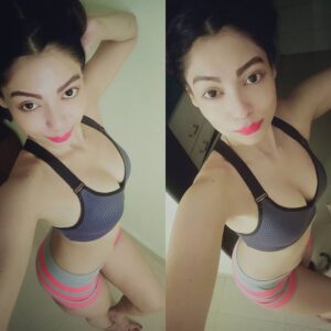 Anangsha Biswas Instagram - 🦉🧚‍♂️WorKouT ... It Stimulates The Production Of Endorphins...(Happy Hormones) And Reduces Our Stress Levels ...🧚‍♂️🦉
And Then Pose...🤣🤗😝

#weekend #postworkout #noexcuses
#anangshabiswas #covıd #lockdownindia