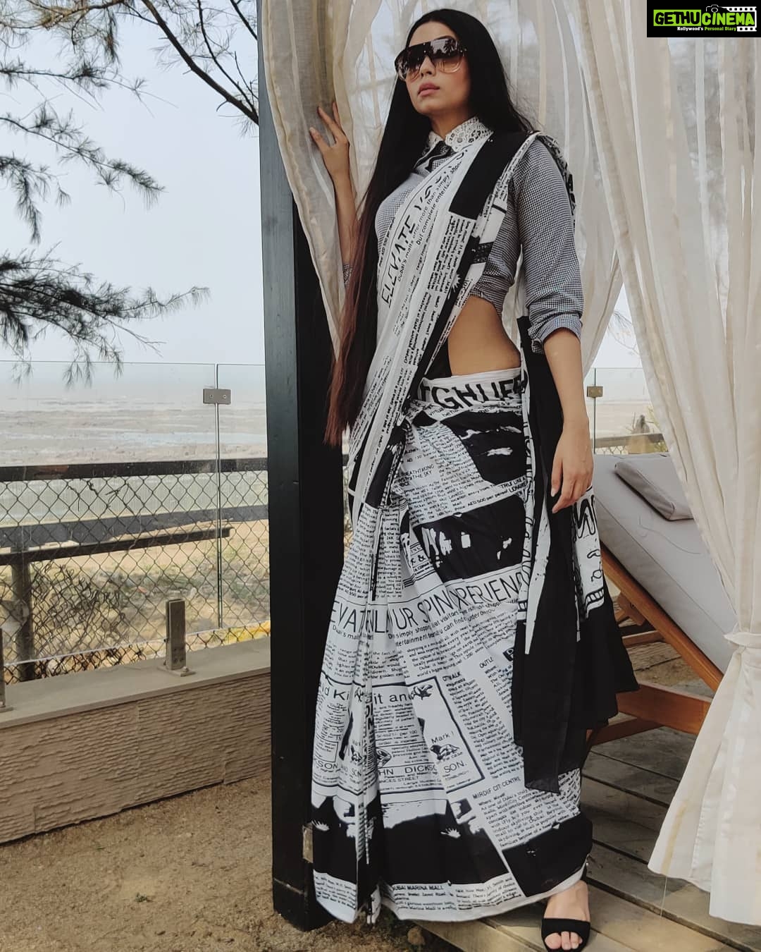 Anangsha Biswas - 13.5K Likes - 🌼What Lies Behind You And What Lies Infront Of You Is Nothing When Compared To What Lies Within You.
Thankyou for all the birthday abundance.💛😇🙏
Wearing
Saree : @isadoralife1
Shoes: @metroshoesindia
Picture Courtesy @keshangg_
#ethnicwear
#indian #clothing #saree #swag
#birthdaygirl #blessed #daman #diaries