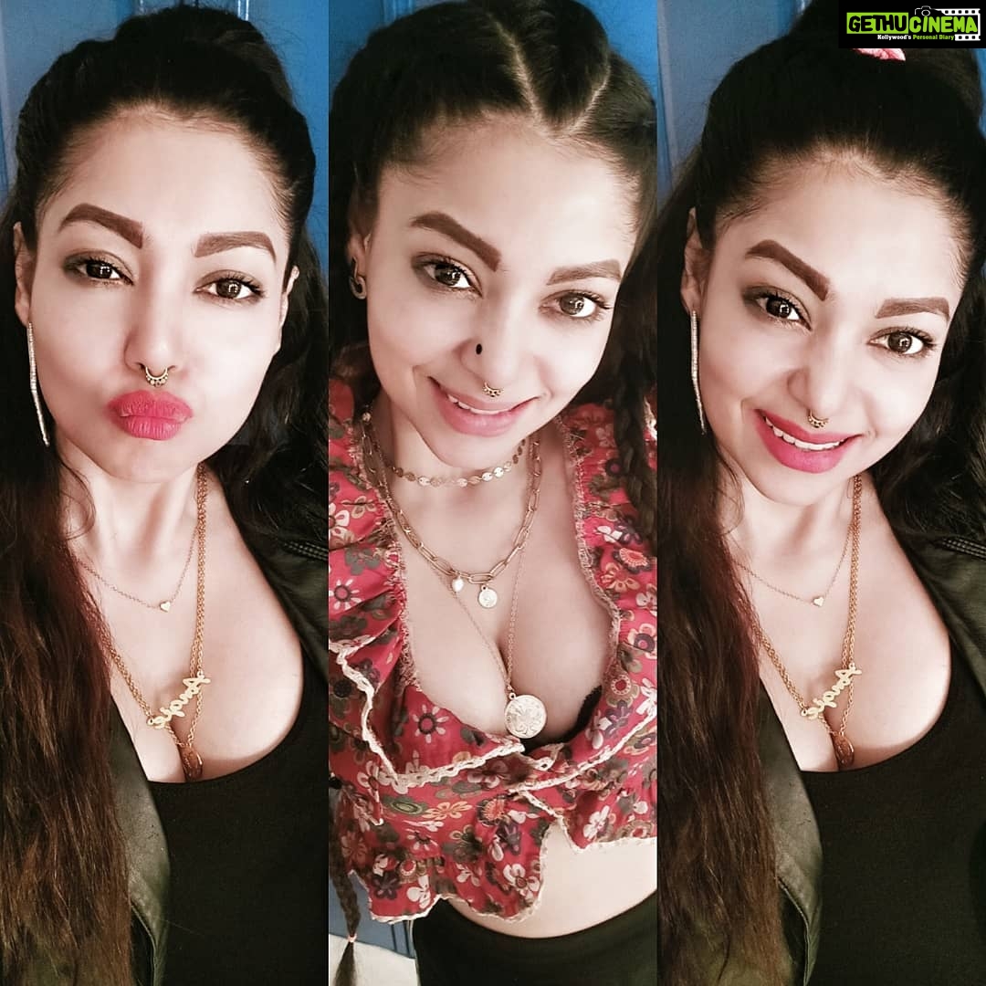 Anangsha Biswas - 21.8K Likes - 💥2021 ReaDy💥
In Love With My Hair Protuberance.
Beautiful Life.🙏🤘
Thankful Everyday🦉
Thankyou @theaccessoryconsultant
For the uniqueness...🤘
#thankful #newyear #actorslife🎬 #firstpostoftheyear #AnangshaBiswas