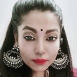 Anangsha Biswas Instagram - 💥🐞Ek Abhinetri Ki Kahani🐞💥 Suni Hogi Apne Bohoto Ke Zubani Thoda Samay Nikalke Mehsoos Karenge Toh Apko Bhi Lagegi Yeh Ruhani.... Ek Abhinetri Ki Kahani........... Jewellery by @roxidised #portraitphotography #jewellery #AnangshaBiswas #poetrymaykhana #respect #is #earned