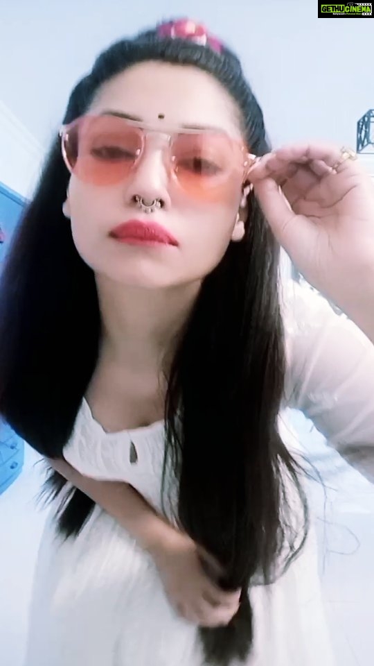 Anangsha Biswas - 12.8K Likes - Weekend Ready With #shonashona
@nehakakkar @tonykakkar
Fun Song Guys!
#AnangshaBiswas #nehakakkar #tonykakkar #zarinabegum #Mirzapur2 #blessedfriday #dancersofinstagram